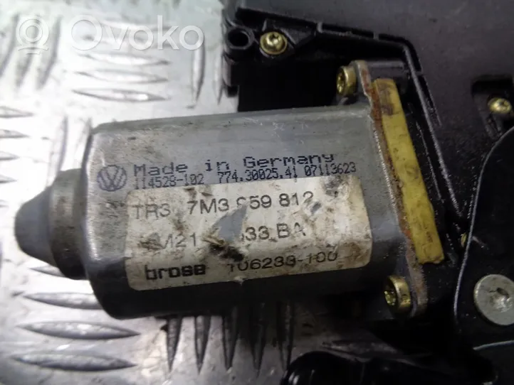 Ford Galaxy Elektryczny podnośnik szyby drzwi tylnych 7M3859812