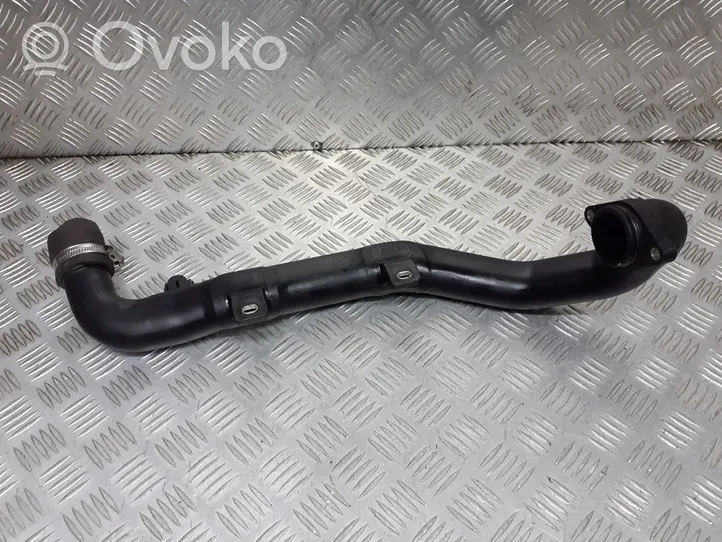 Suzuki Swift Tube d'admission d'air 13670-68L50