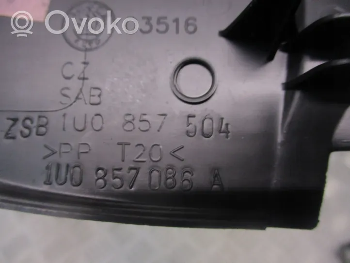 Skoda Octavia Mk1 (1U) Tableau de bord 1U0857504