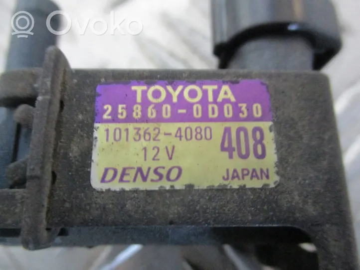 Toyota Avensis T220 Soupape 25860-0D030