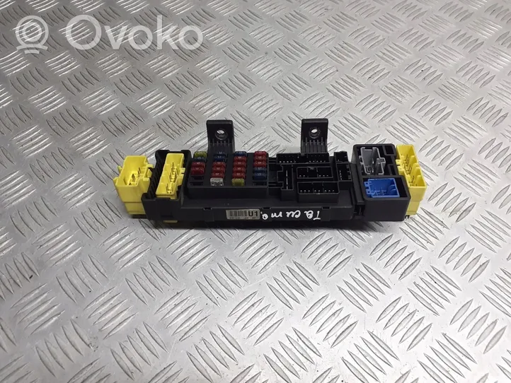 Daewoo Tacuma Fuse box set 0H06-U100-1-0334