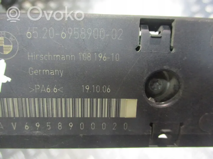 BMW 1 E81 E87 Amplificateur d'antenne 6958900-02