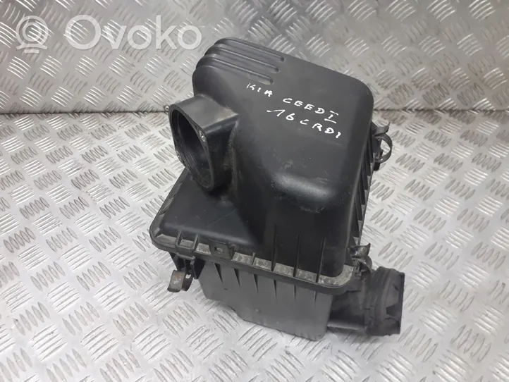 Nissan Primera Boîtier de filtre à air 28100-2H200