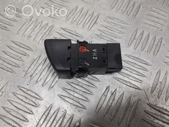 Nissan Micra Windscreen/window heater switch 