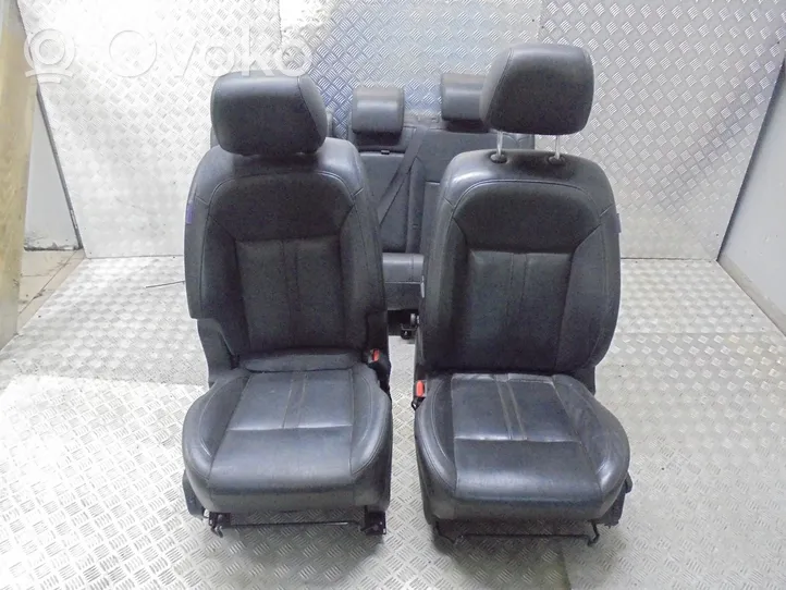 Renault Koleos I Seat set 