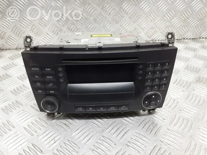 Mercedes-Benz C W203 Radija/ CD/DVD grotuvas/ navigacija A2038703489