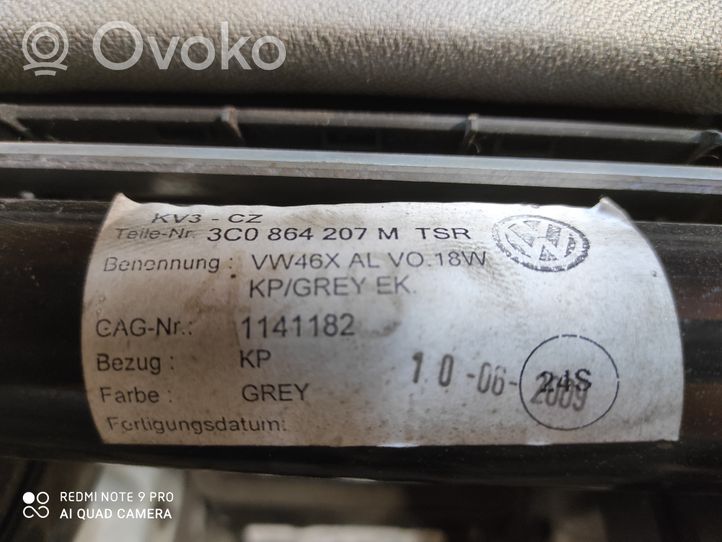 Volkswagen PASSAT B6 Consola central de la guantera 3C0864207M