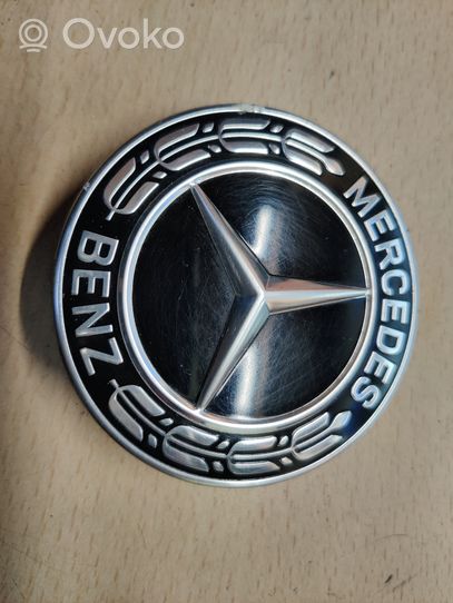 Mercedes-Benz CLA C117 X117 W117 Enjoliveur d’origine A2224002200
