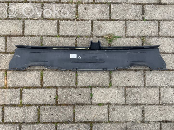 Audi A3 S3 8V Traversa di supporto paraurti anteriore 8V5807217A