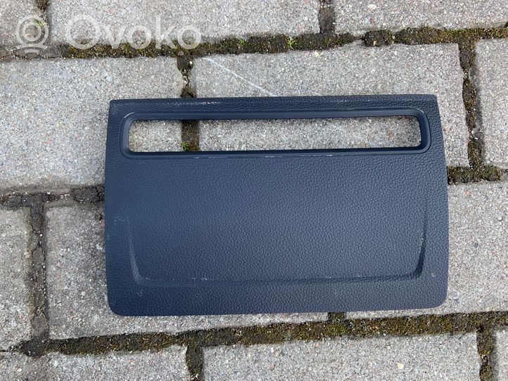 Audi A3 S3 8V Kita panelės detalė 8V0857186E