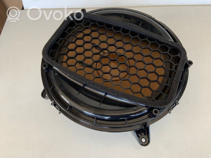 Audi A3 S3 8V Subwoofer-bassokaiutin 8V0035412B