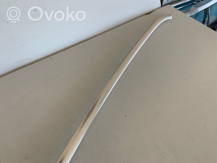 Audi Q7 4M Front door glass trim molding 4M0853986