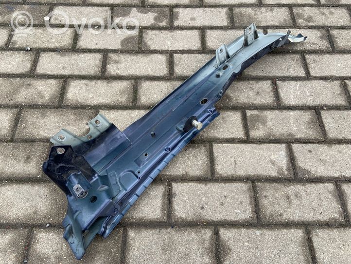 Audi Q7 4L Support de montage d'aile 4L0805175