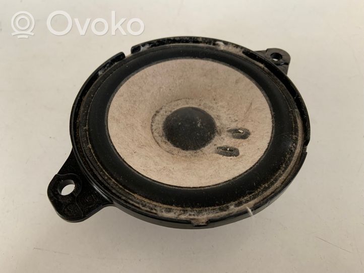 Audi A4 S4 B9 Głośnik półki bagażnika 8W0035303