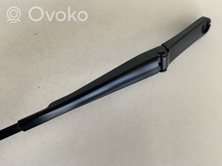 Audi A4 S4 B9 Front wiper blade arm 8W1955408