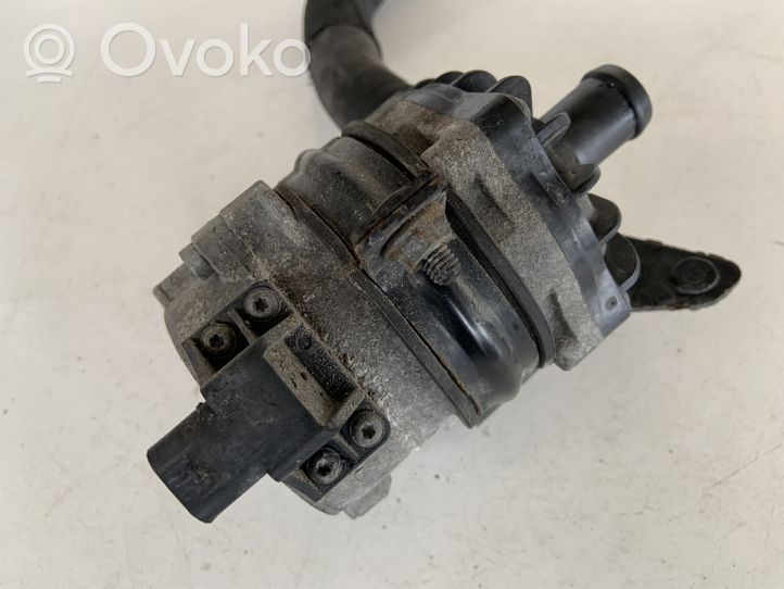 Audi A7 S7 4G Vesipumppu 8K0965567