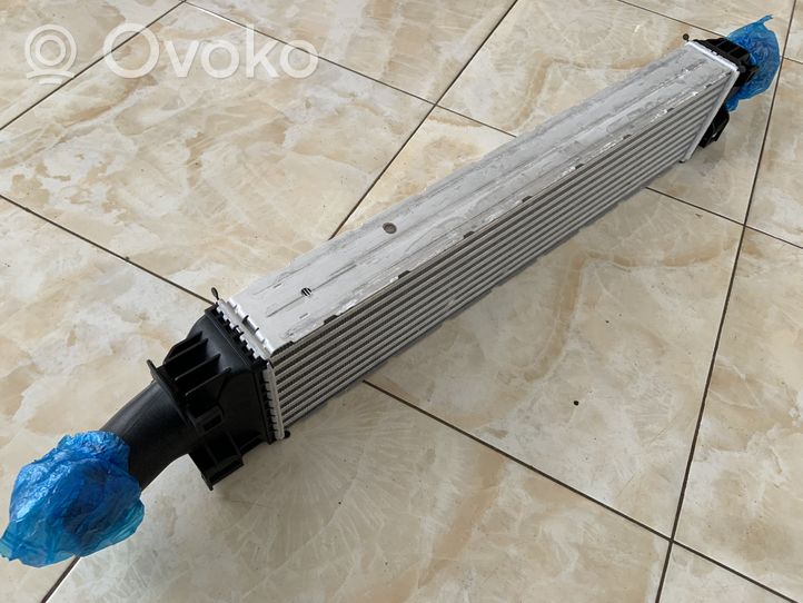 Audi A4 S4 B9 Chłodnica powietrza doładowującego / Intercooler 8W0145805AD