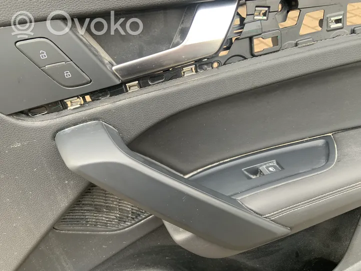 Audi Q5 SQ5 Apmušimas priekinių durų (obšifke) 80A867134