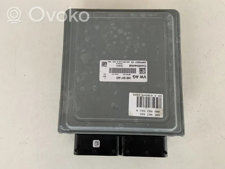 Audi Q7 4M Engine control unit/module 06E907425