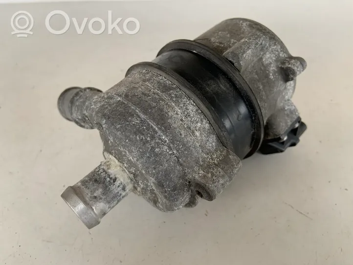 Audi Q7 4M Pompe de circulation d'eau 4H0965567A