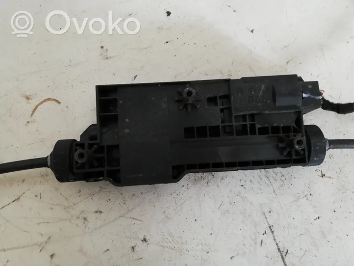 BMW X5 F15 Moduł / Sterownik hamulca ręcznego 6882007