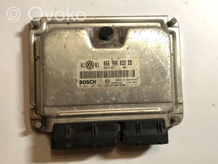 Volkswagen PASSAT B5.5 Sterownik / Moduł ECU 066906032BB