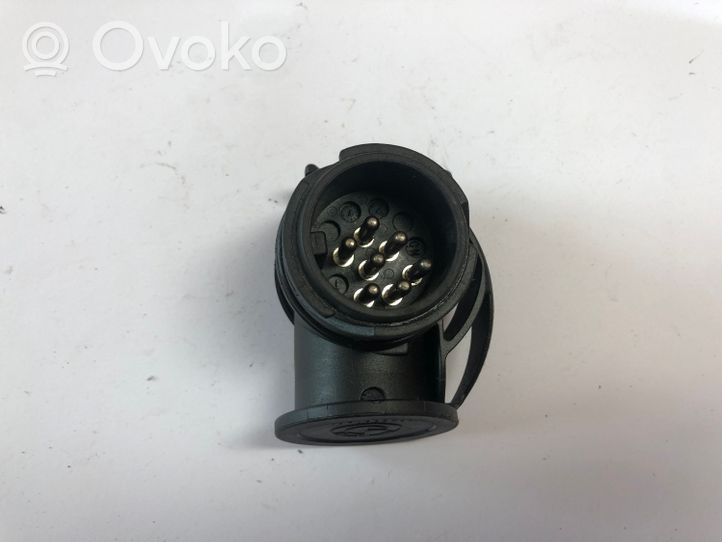 BMW 3 F30 F35 F31 Muu ulkopuolen osa 6942997