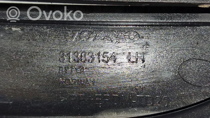 Volvo S60 Etupuskurin alempi jäähdytinsäleikkö 31383154