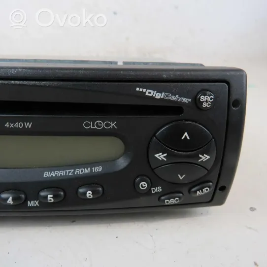 Skoda Octavia Mk2 (1Z) Panel / Radioodtwarzacz CD/DVD/GPS 7649430310