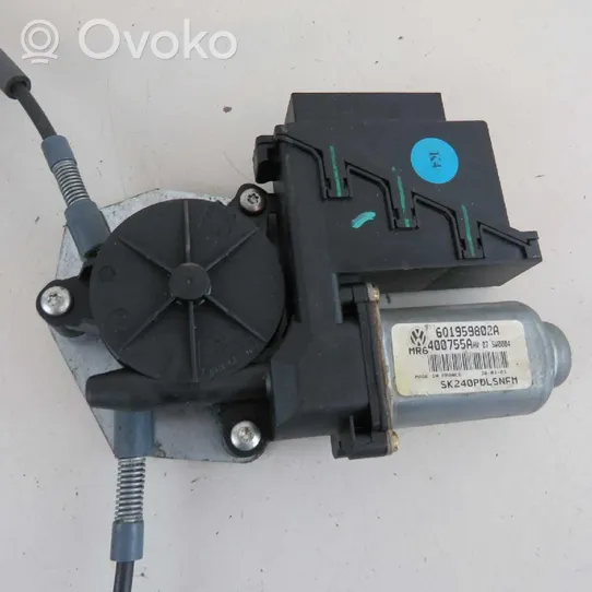 Skoda Fabia Mk3 (NJ) Front door manual window regulator 6Q1959802A