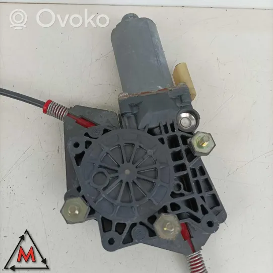 Ford Fiesta Manualny podnośnik szyby drzwi przednich 0130821883