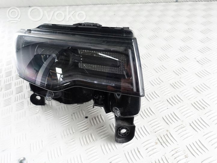 Jeep Grand Cherokee Lampa przednia 68266650AG