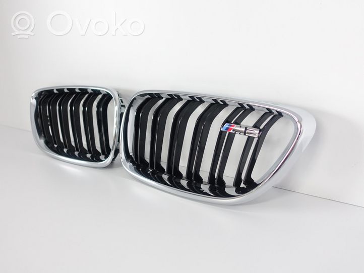 BMW M2 F87 Front bumper upper radiator grill 2355447