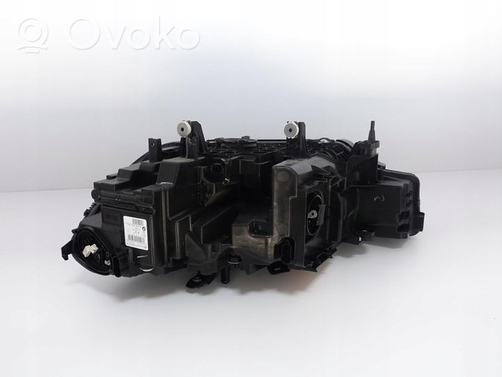 BMW X7 G07 Lampa przednia 9481802