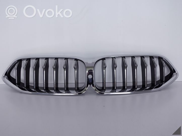 BMW 8 G14 Atrapa chłodnicy / Grill 7449425