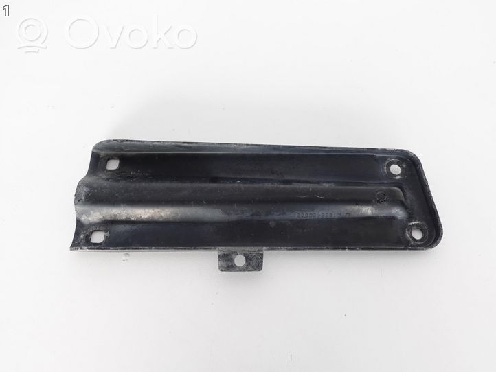 Mercedes-Benz GL X166 Staffa di montaggio del radiatore A1662420832