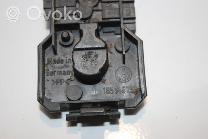 Volkswagen Vento Element lampy tylnej 1H5945259