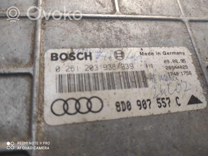 Audi A4 S4 B5 8D Unidad de control/módulo del motor 8F0907557C