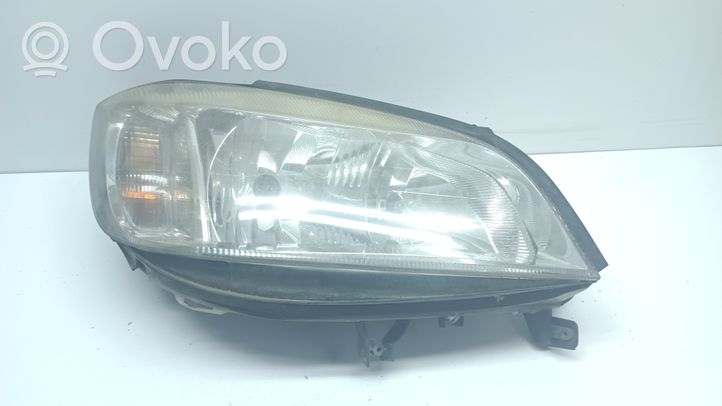 Opel Zafira A Передняя фара 89100055