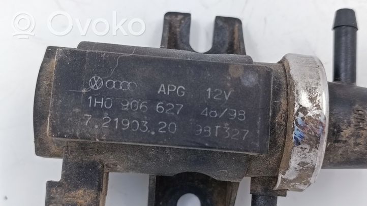 Audi 80 90 S2 B4 Electrovanne Soupape de Sûreté / Dépression 1H0906627