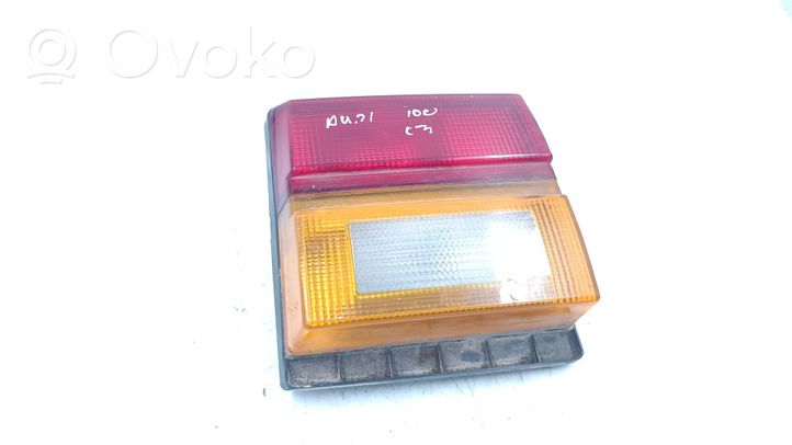 Audi 100 200 5000 C3 Takaluukun takavalot 443945225A