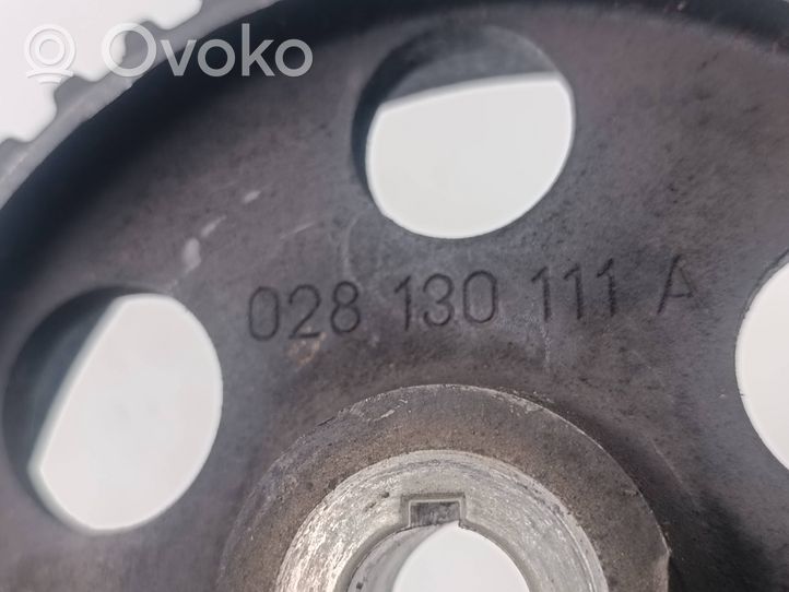 Audi A6 S6 C5 4B Зубчатое колесо (шкив) топливного насоса 028130111A