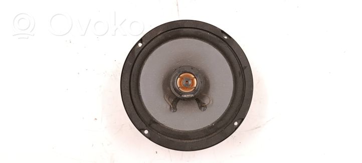 Audi A4 S4 B5 8D Haut-parleur de porte avant 