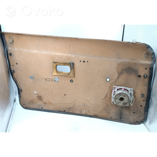 Audi 80 90 B2 Etuoven verhoilu 813867106