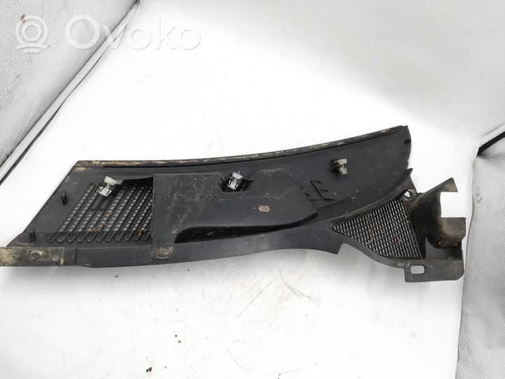 Renault Scenic I Wiper trim 8200050331