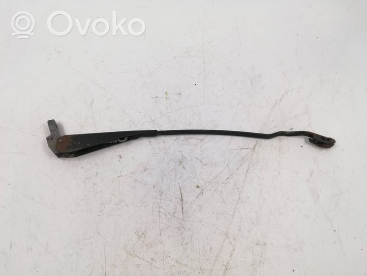 Audi 80 90 B2 Front wiper blade arm 811955407E