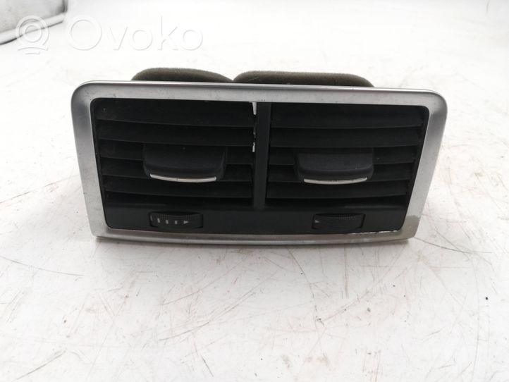 Audi Q7 4L Rear air vent grill 4L0819203