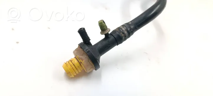 BMW 3 E36 Tuyau sous vide 612041