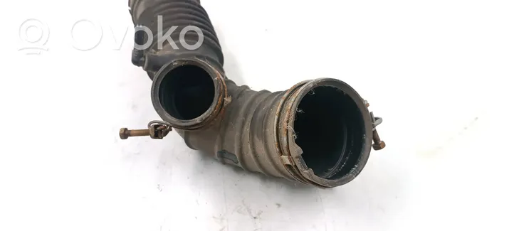 Mitsubishi Eclipse Tuyau d'admission d'air turbo MN180104