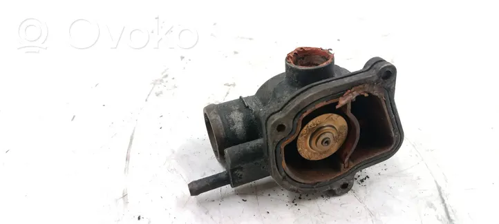 Mercedes-Benz C W203 Boîtier de thermostat / thermostat 243492